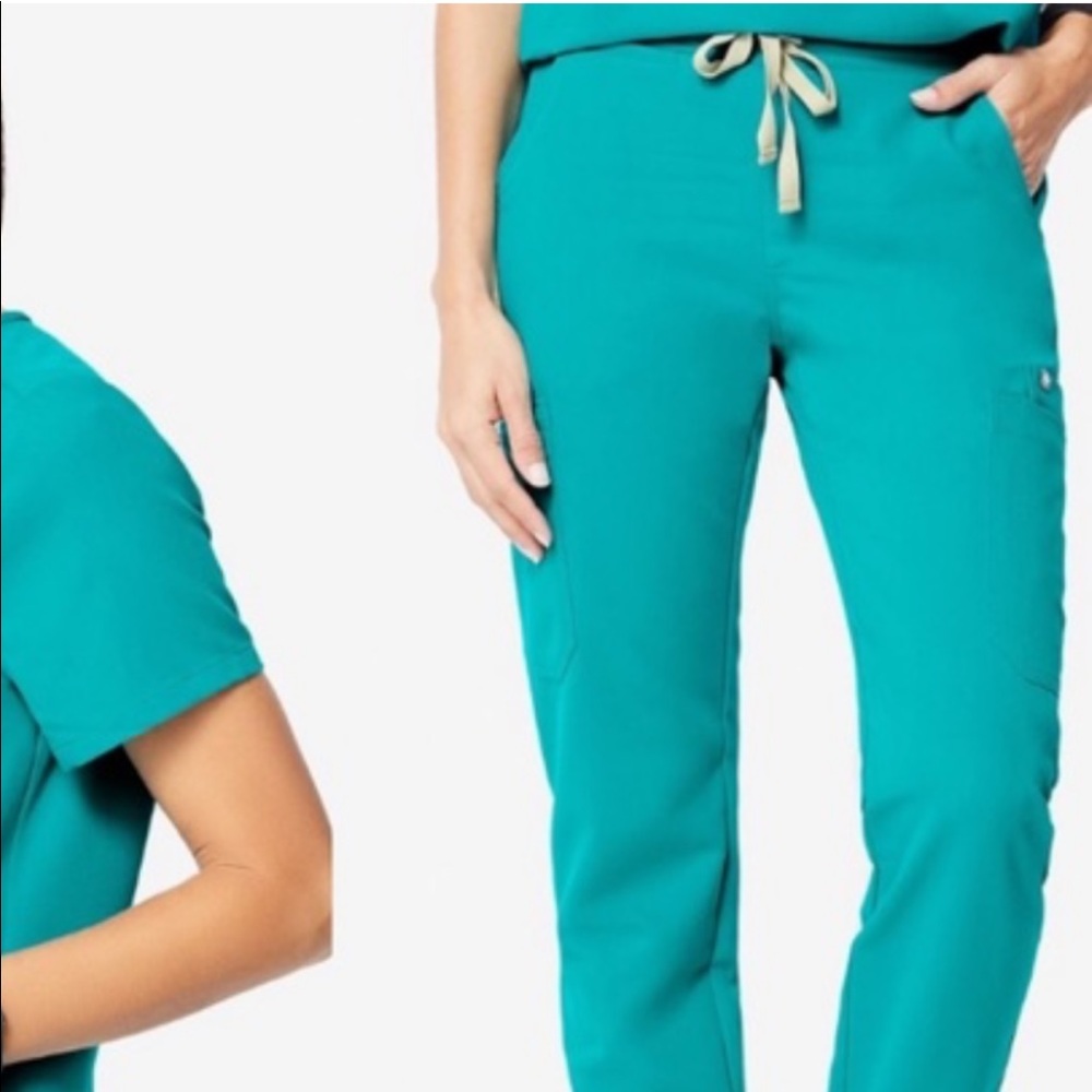 FIGS Yola Skinny Scrub Pants size Small Tall.